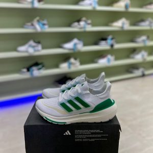 Addas Ultra Boost Light Green