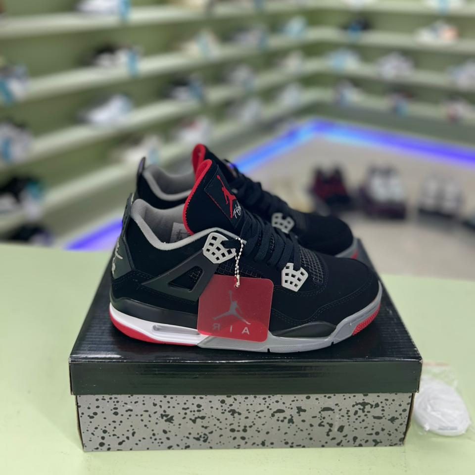 Jordan 4 Bred