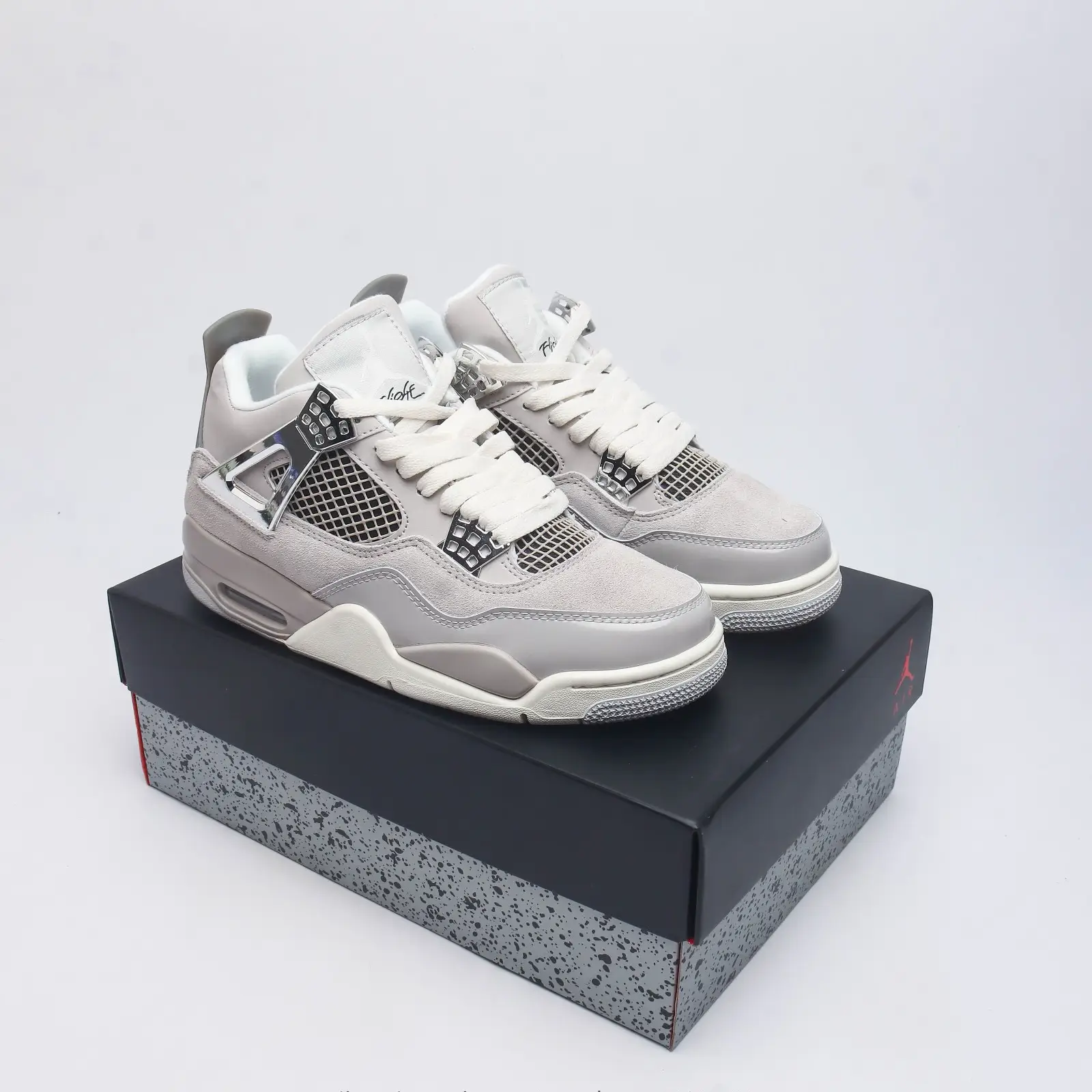 Jordan 4 Frozen Moment (OEM)