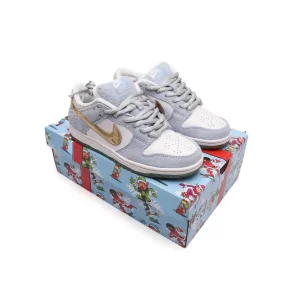 SB Dunk Disney (Grade 1:1)