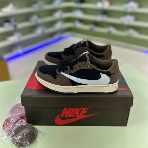 Trave Scott Dark Mocha