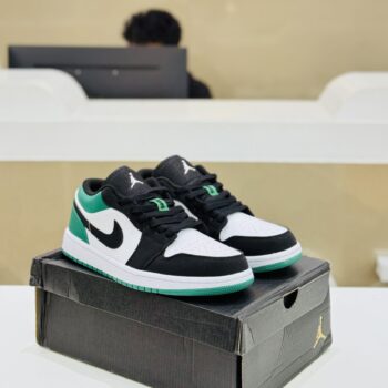 Jordan 1 Low Mystic Green (Grade 1:1)