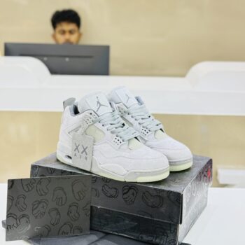 Jordan 4 Retro Kaws (Grade 1:1)