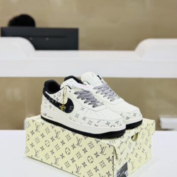Air Force 1 LV Royal Black (Grade 1:1)
