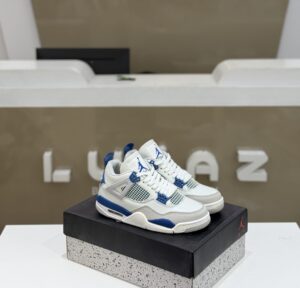 Jordan 4 Military Blue (Grade 1:1)