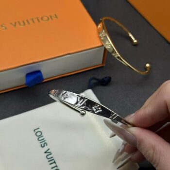 Luxury Pendent Lv-10