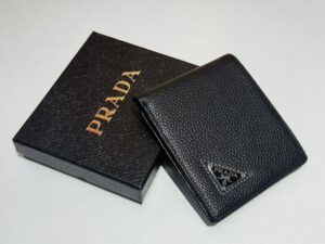 Prada wallet 05